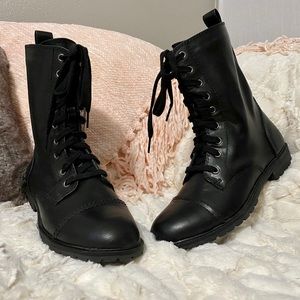 Combat Boots size 9.5